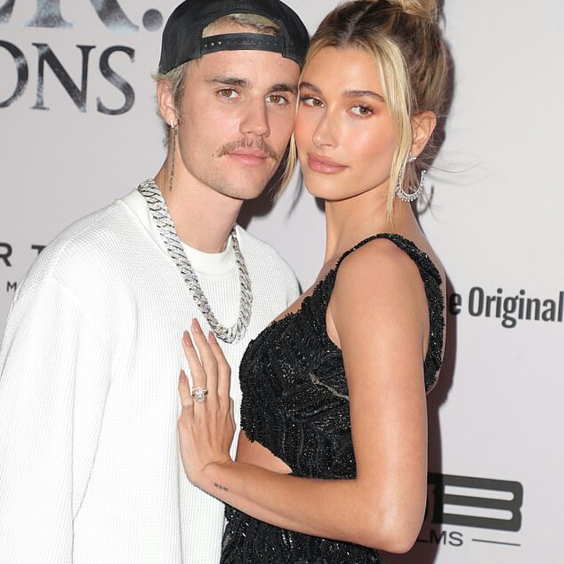 جاستن بيبر و هايلي بالدوين 