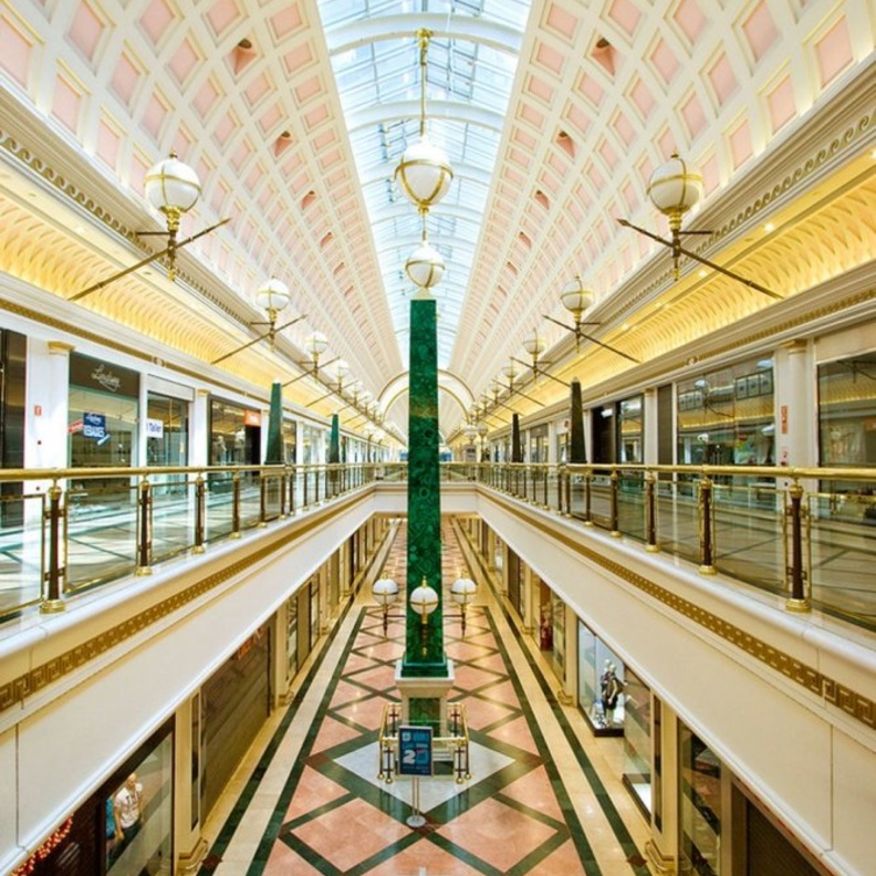 مركز تسوق Diagonal Mar في برشلونة