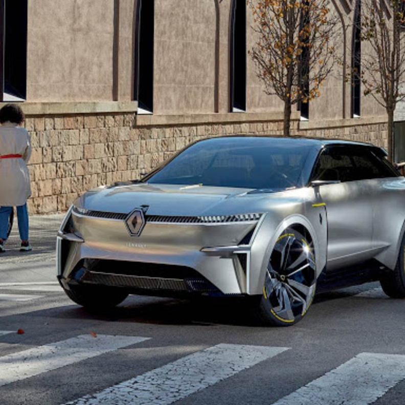 رينو الفرنسية تستعرض سيارة MORPHOZ