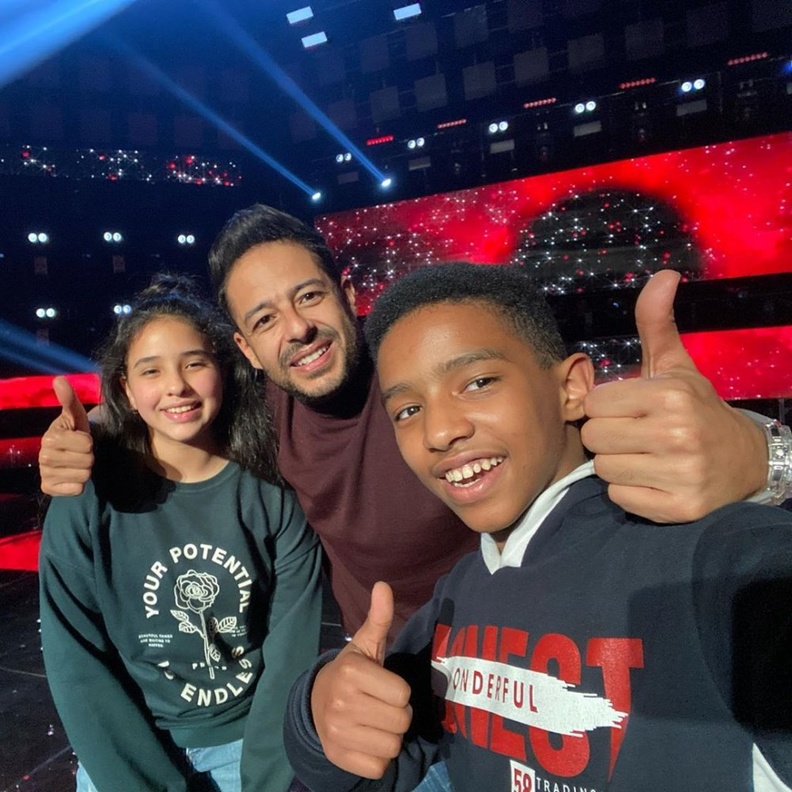 محمد حماقي مع محمد واكضيض وياسمين أسامة