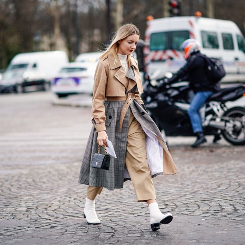 اعتمدي الترانشكوت بلون حيوي لافت مثل الأصفر