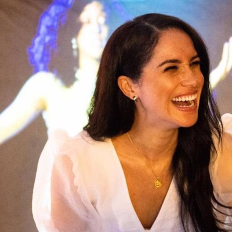 ما سر قلادة الحب التي ارتدتها ميغان ماركل؟