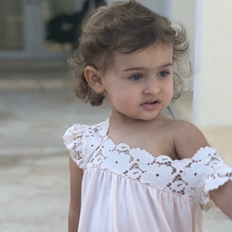  الأميرة مادلين تنشر صورة جديدة لأصغر أطفالها أدريان بمناسبة عيد ميلادها الثاني