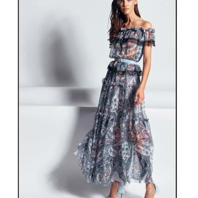 فساتين اوف شولدر