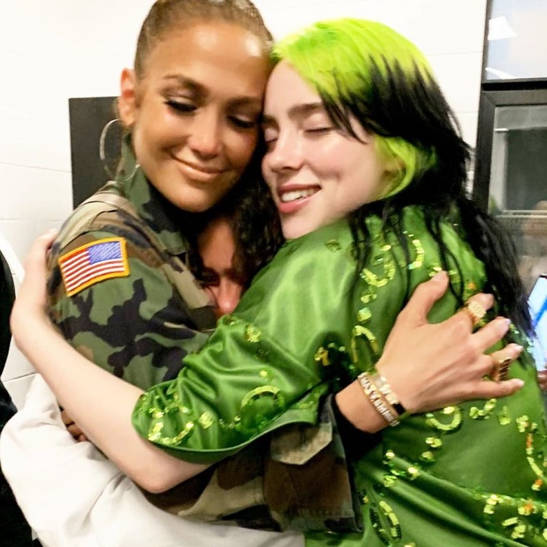 جينيفر لوبيز وبيلي إيليش