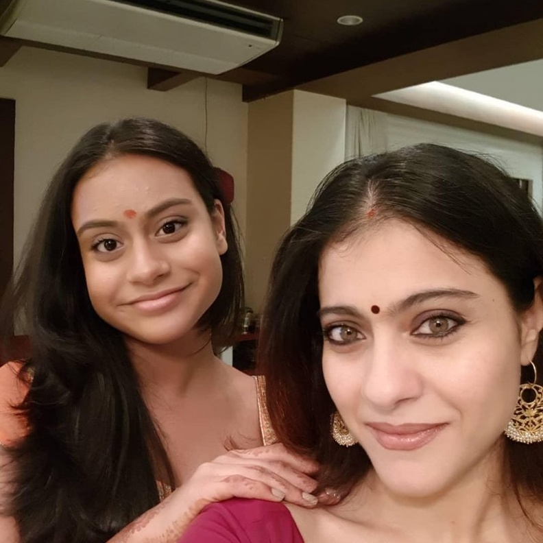 كاجول وابنتها