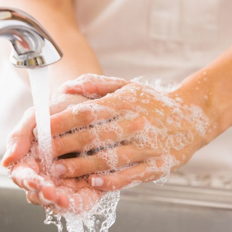غسل اليدين أهم طرق الوقاية من فيروس كورونا