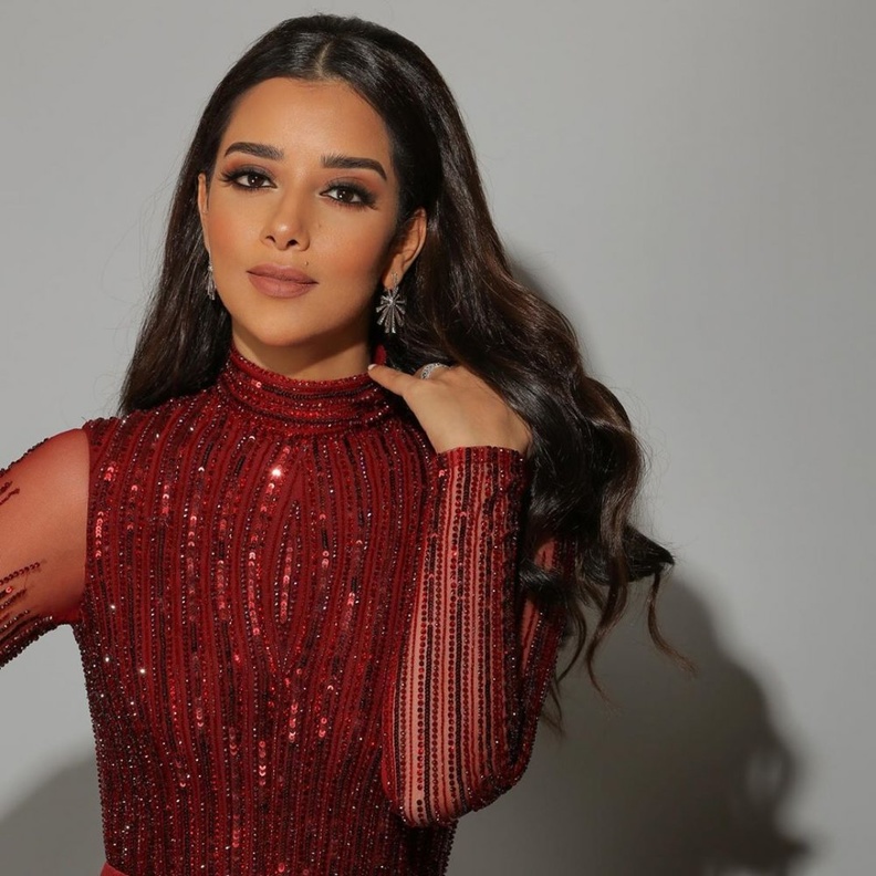 تسريحة الشعر المنسدل من بلقيس