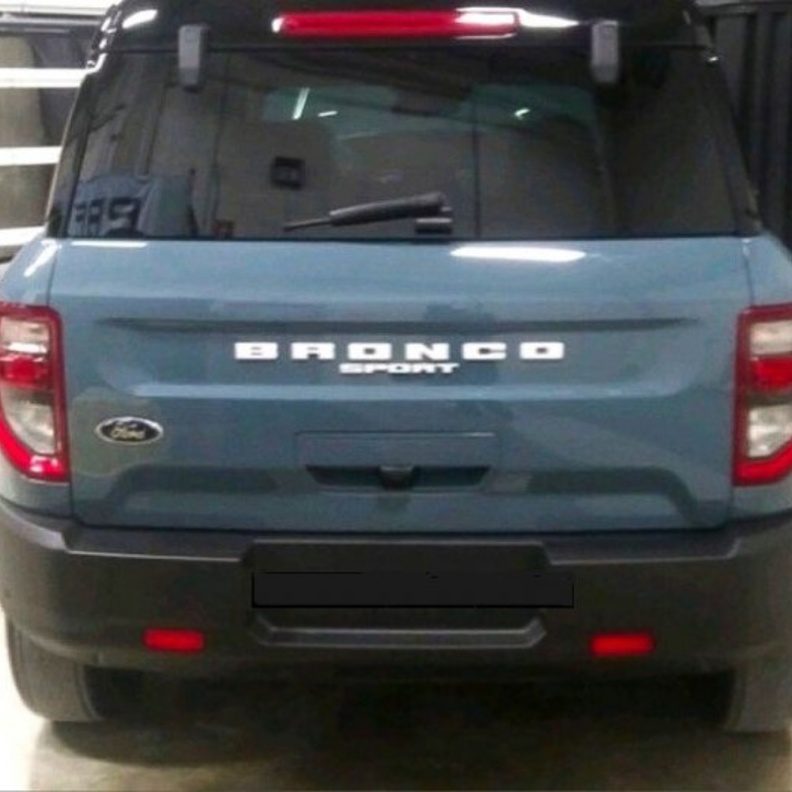 سيارة كروس أوفر جديدة من فورد