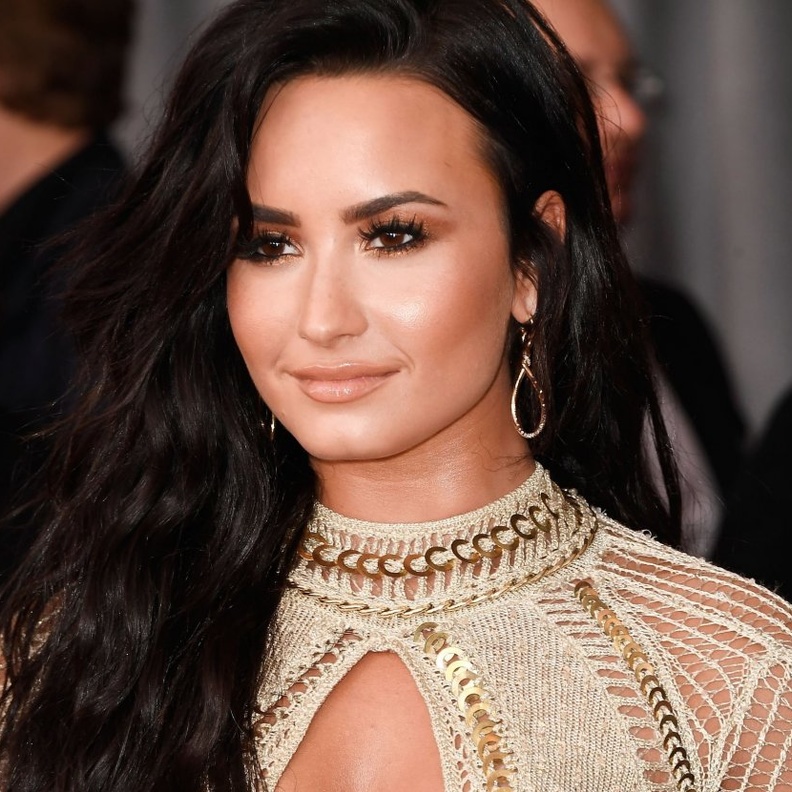 ديمي لوفاتو Demi Lovato