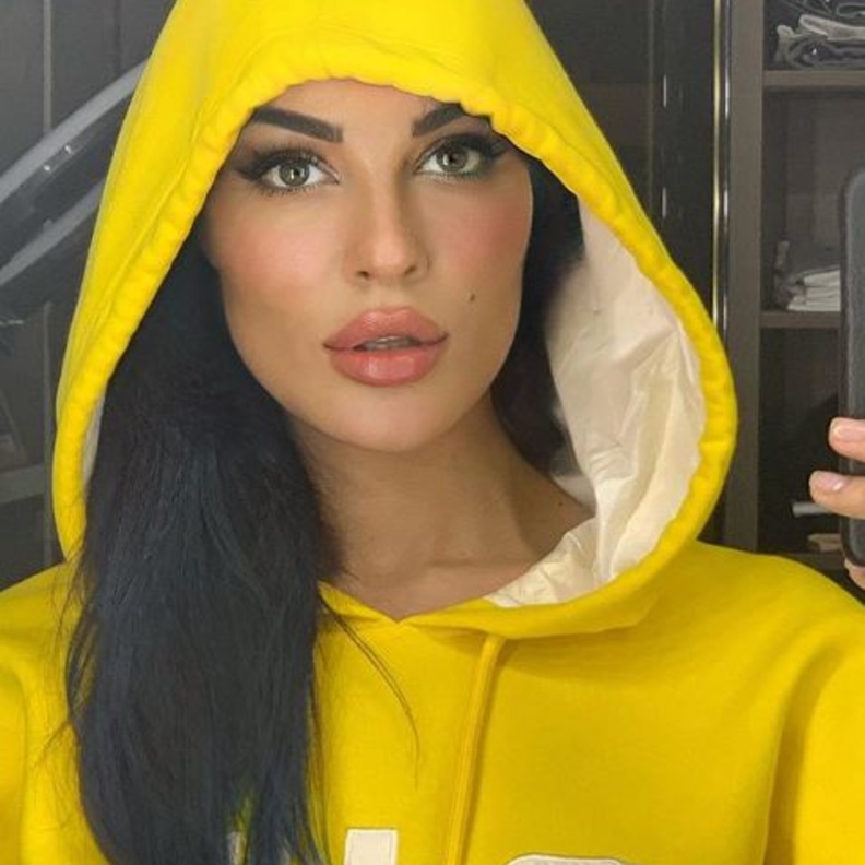 نادين نجيم التيك توك