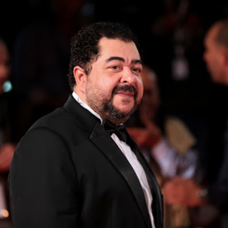 طارق عبد العزيز