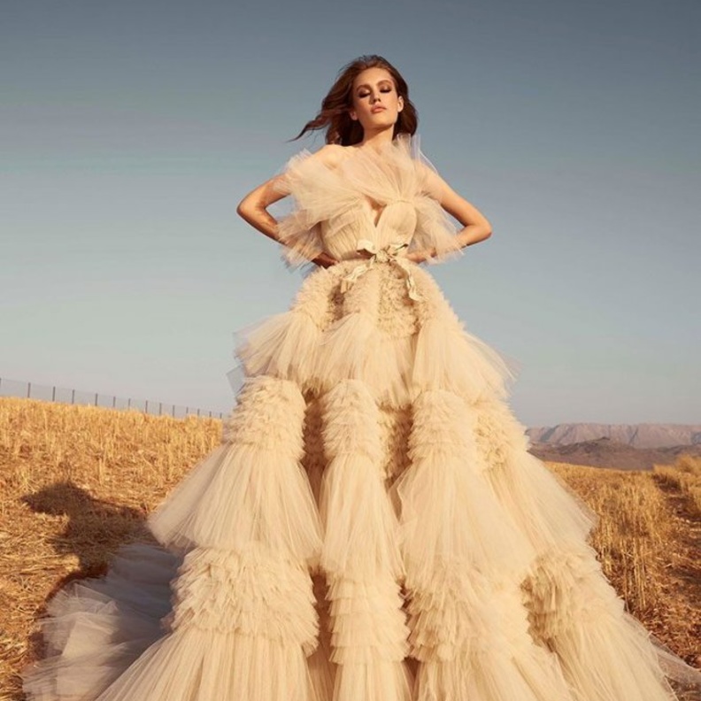  فساتين زفاف منفوشة من زهير مراد