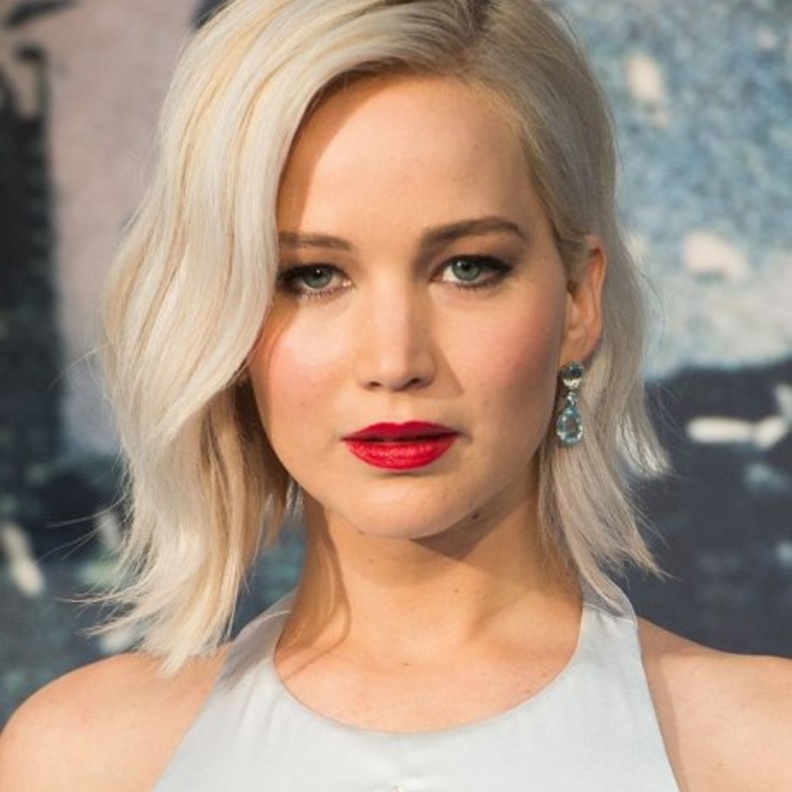 تسريحات شعر بلاتيني