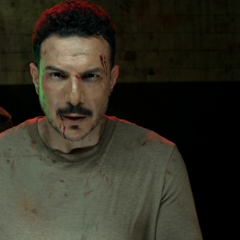 باسل خياط في "عهد الدم"