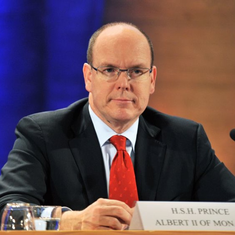 البير الثاني وفيروس كورونا