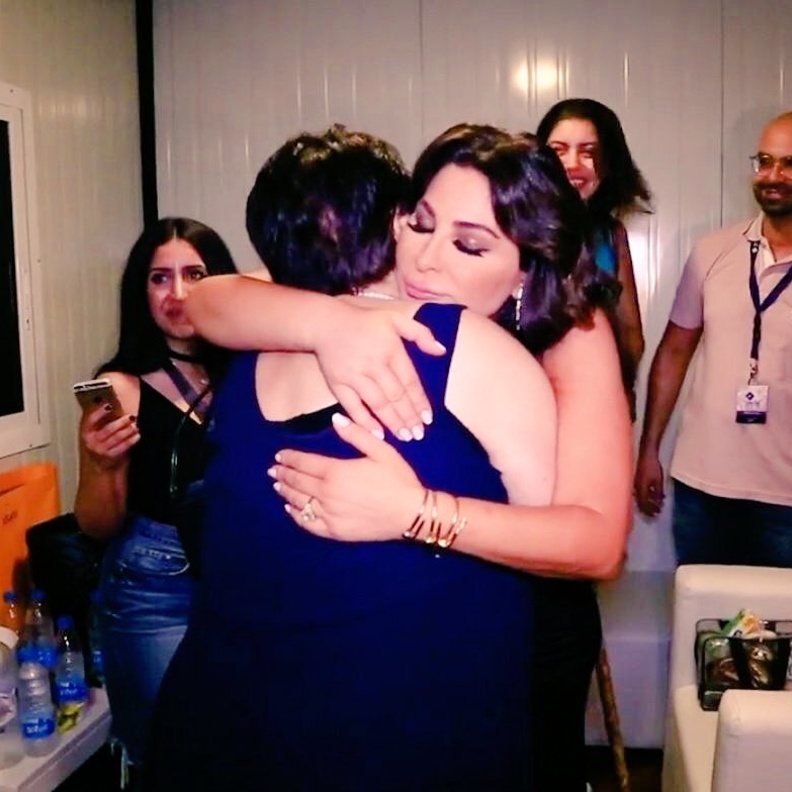 اليسا تعايد والدتها بمناسبة عيد الأم 2020