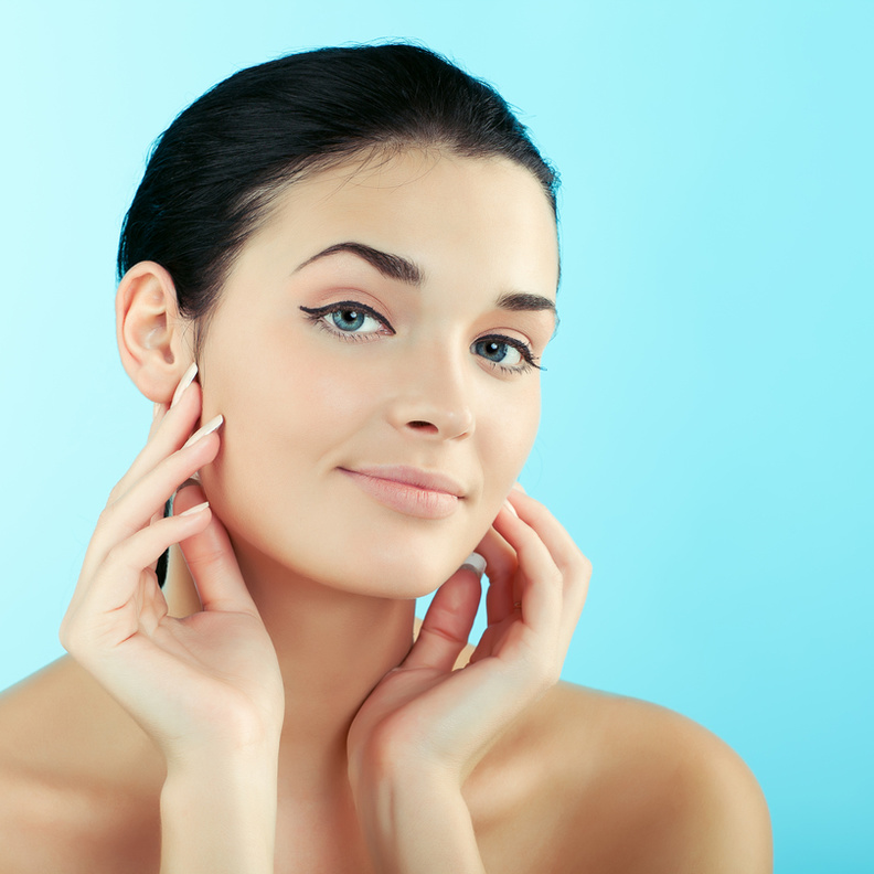 فوائد طين البحر الميت للعناية بالبشرة والشعر في يوم الام 2020