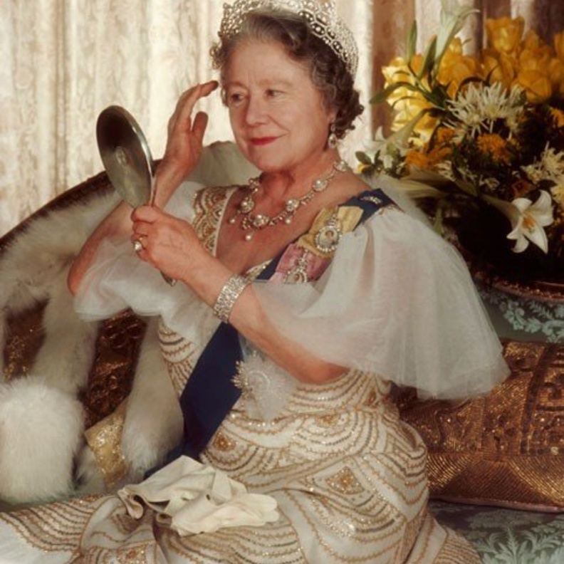 الملكة اليزابيث