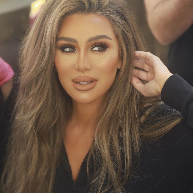 هل لاحظتي تغيير ملامح مايا دياب؟