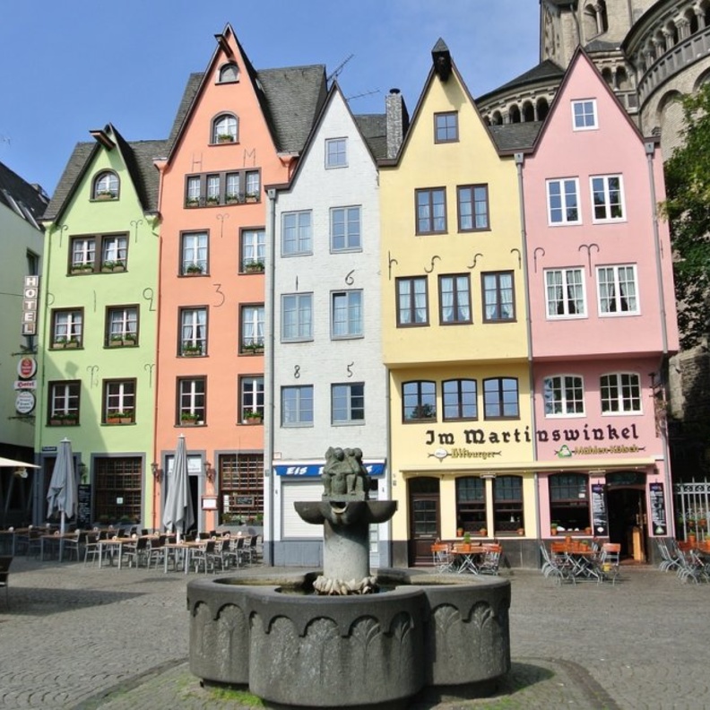  البلدة القديمة من أفضل أماكن سياحية في كولونيا