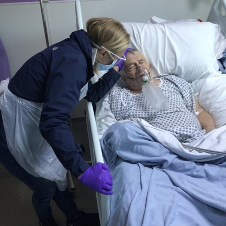 Sophia Myles ووالدها 