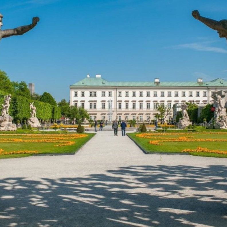  حدائق ميرابيل من أجمل أماكن تستحق الزيارة في النمسا