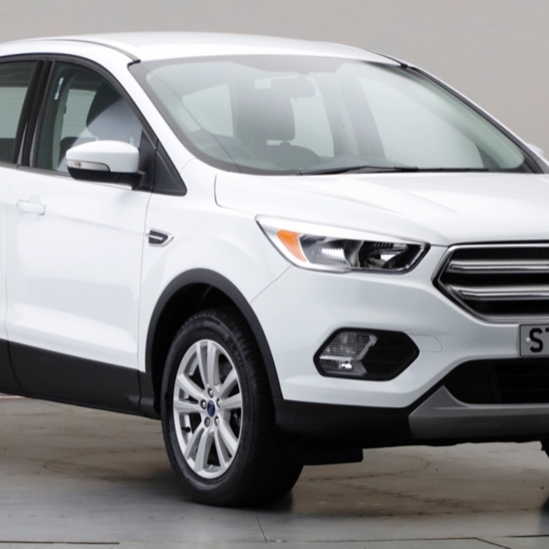 نسخ بنزين وديزل من سيارة فورد Kuga