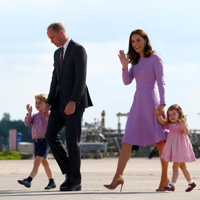 تعرف على أبرز قواعد تربية الأطفال داخل القصر الملكي البريطاني