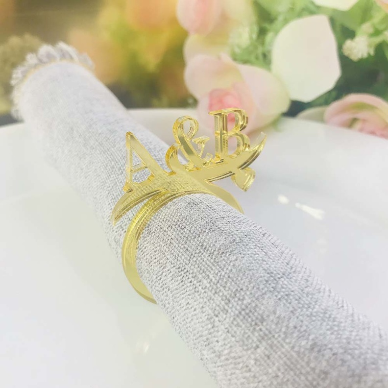 استوحي افكار لتزيين حلقات مناديل حفلات الزفاف