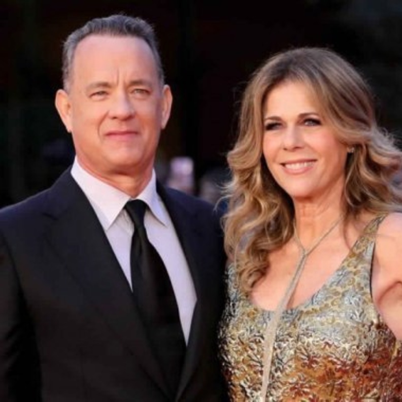 توم هانكس وزوجته