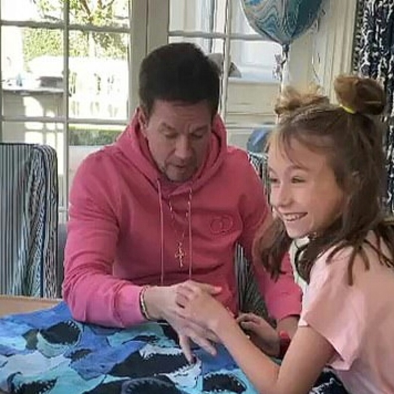 مارك والبرج و ابنته 