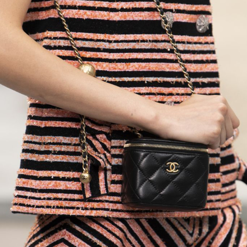 حقائب صغيرة جدا