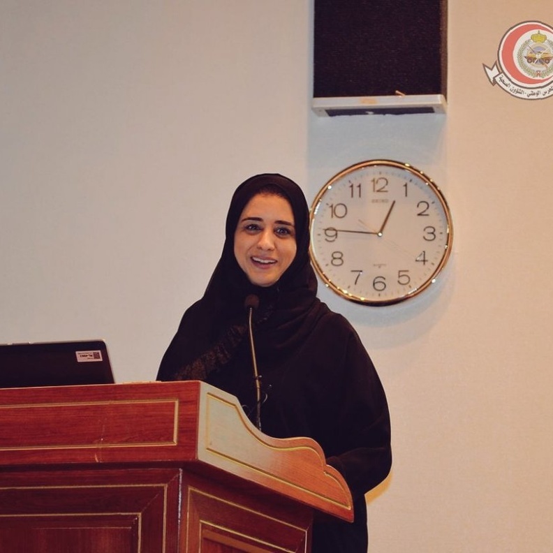 ابتعثت الدكتورة نوف المغلوث في جامعة جون هوبكنز الأميركية