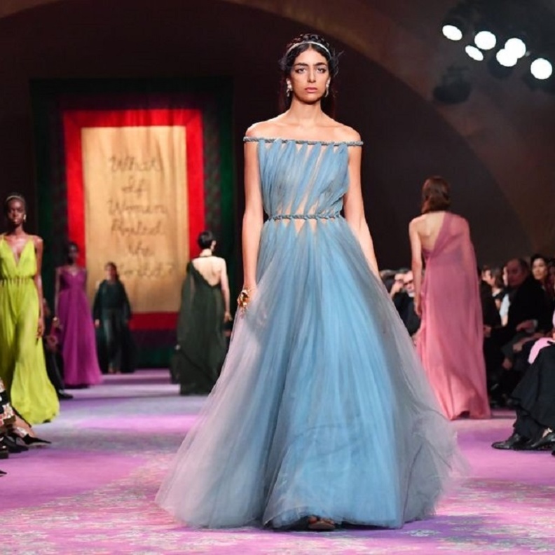 فساتين خطوبة 2020 من ديور