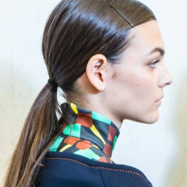 تسريحات شعر ذيل الحصان لإطلالة مريحة في الحجر المنزلي 2020