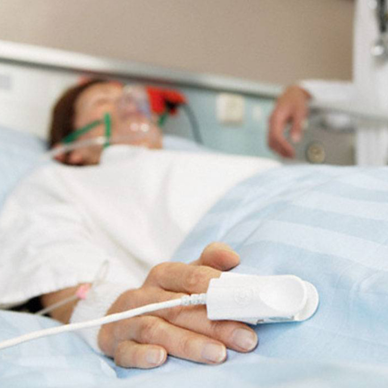 غرف العناية المركزة طريقة للحفاظ على حياة مرضى كورونا