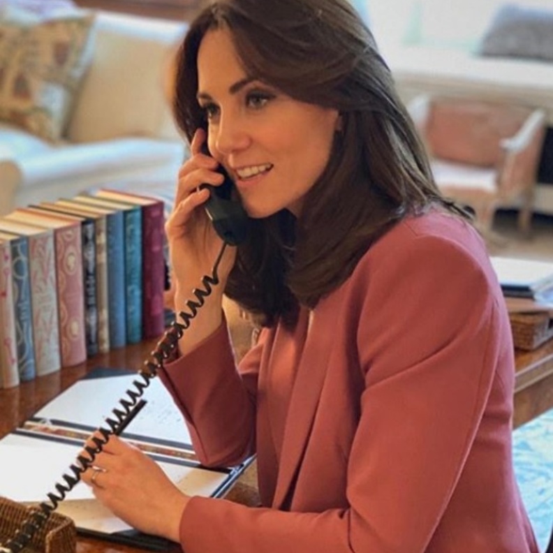 كيت ميدلتون تعمل من منزلها خلال أزمة كورونا 