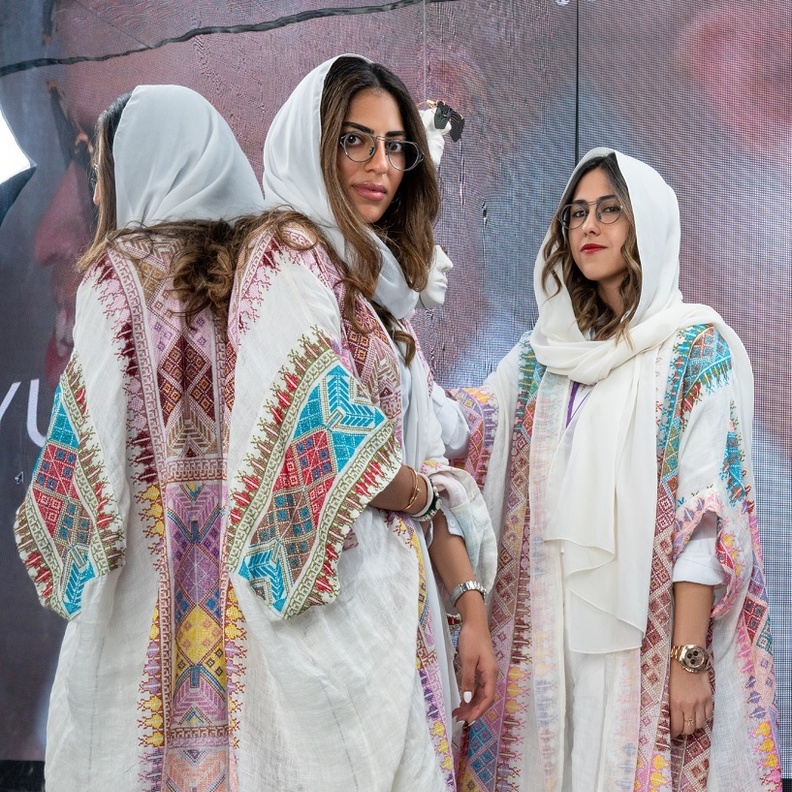 "تتمثل رؤيتنا في تشجيع التغيير الاجتماعي الإيجابي"