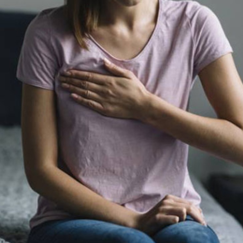 متلازمة القلب المنكسر تسبب آلام الصدر