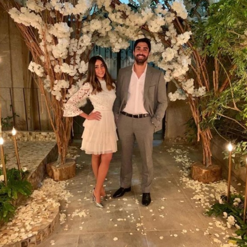 الفنانة هند عبدالحليم خلال خطوبتها