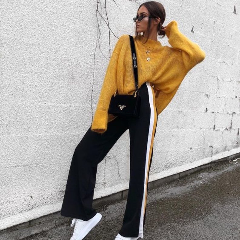  السروال الرياضي مثالي لاطلالات الحجر المنزلي