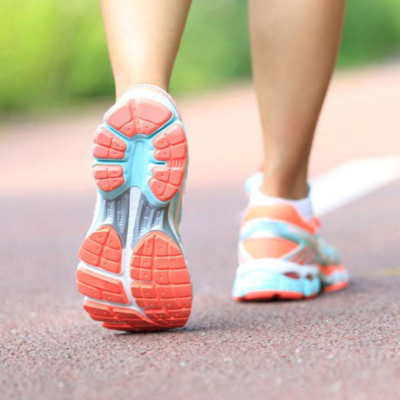  تلين العظام يؤثر على طريقة المشي