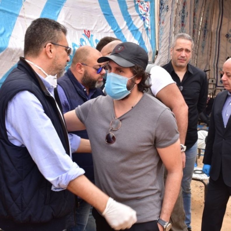 جنازة والدة معتز التوني