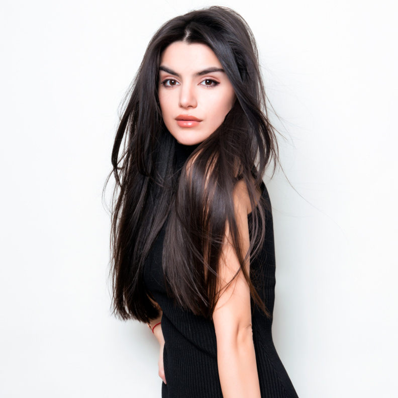 كيفية صبغ الشعر بمواد طبيعية اثناء الحجر المنزلي