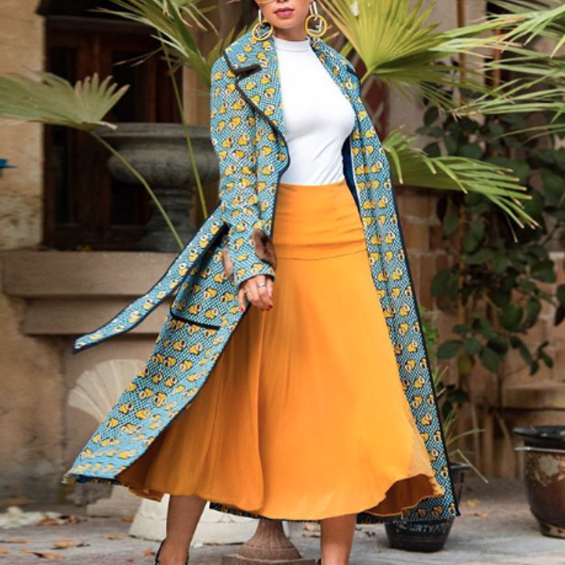  صوفيا جودسون في تنسيق ملون أنيق