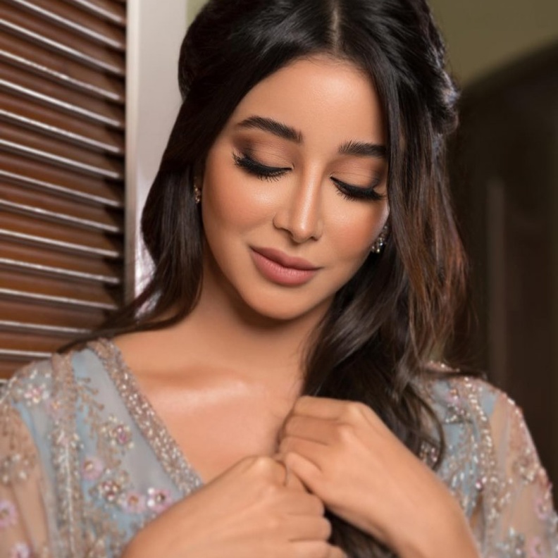  مكياج ناعم باللون البيج لاستقبال رمضان 2020 بأسلوب اسيل عمران