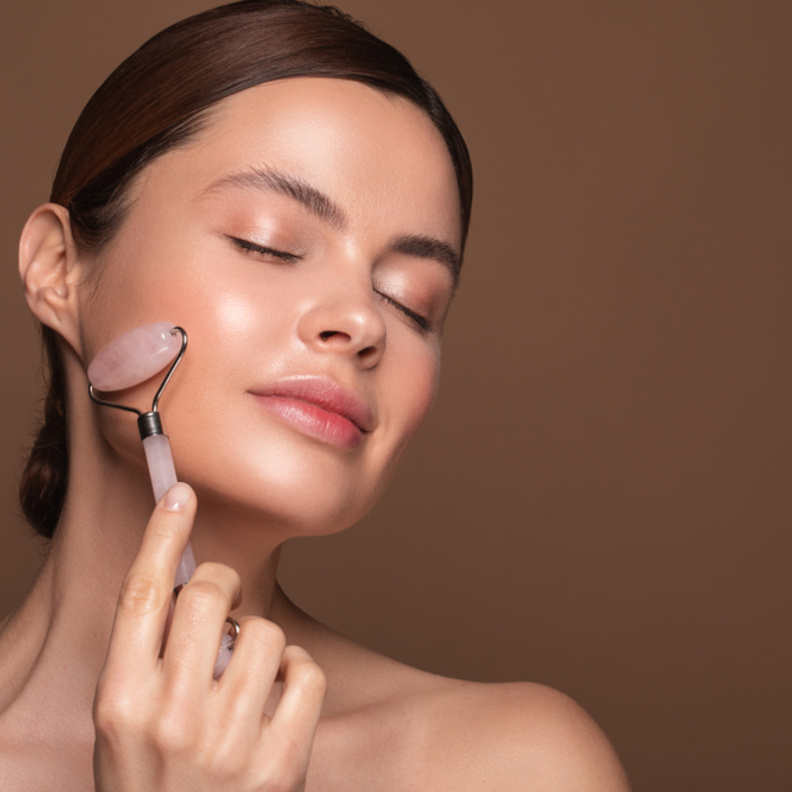 Facial Roller أسطوانة الوجه  