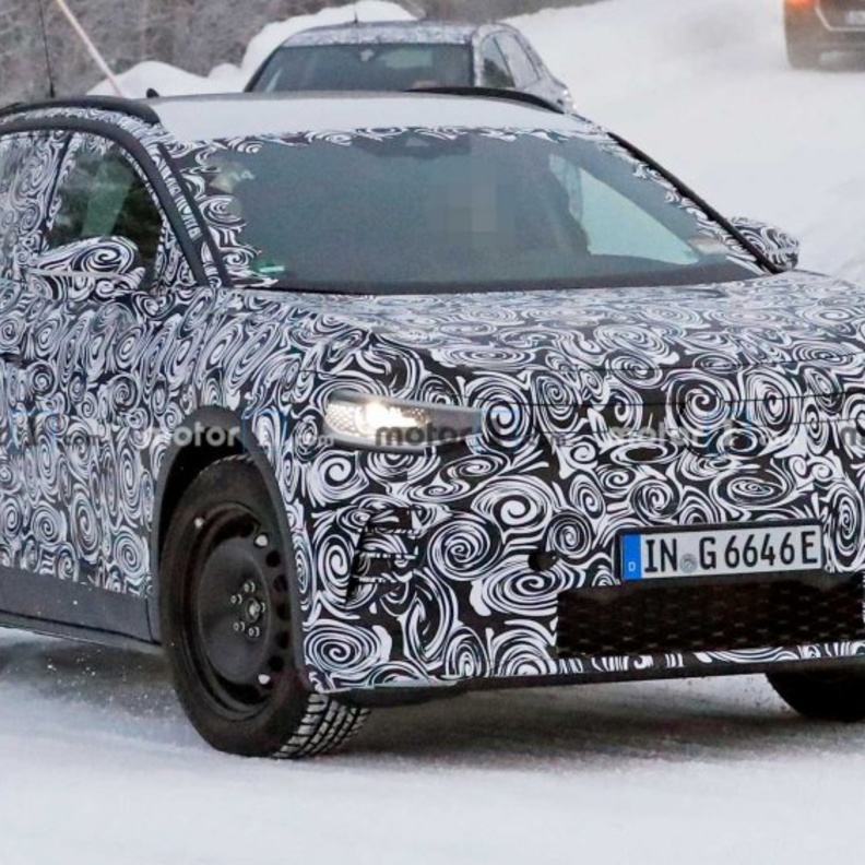 أودي تختبر سياراتها الكهربائية Q4 e-tron