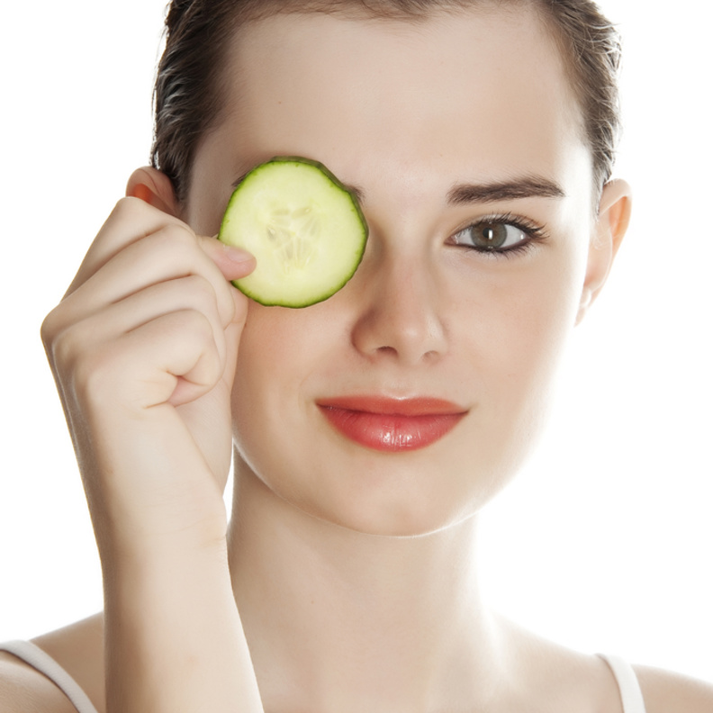 تخلصي من الهالات السوداء قبل شهر رمضان 2020